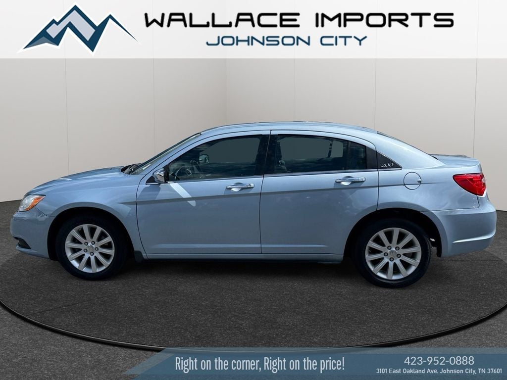 2014 Chrysler 200 Limited in Crystal Blue Pearlcoat — front three-quarter view