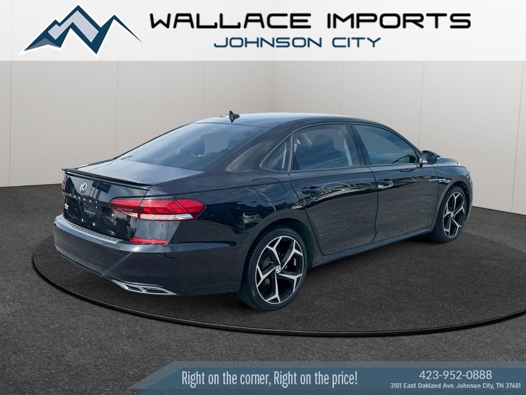 2020 Volkswagen Passat — detail view