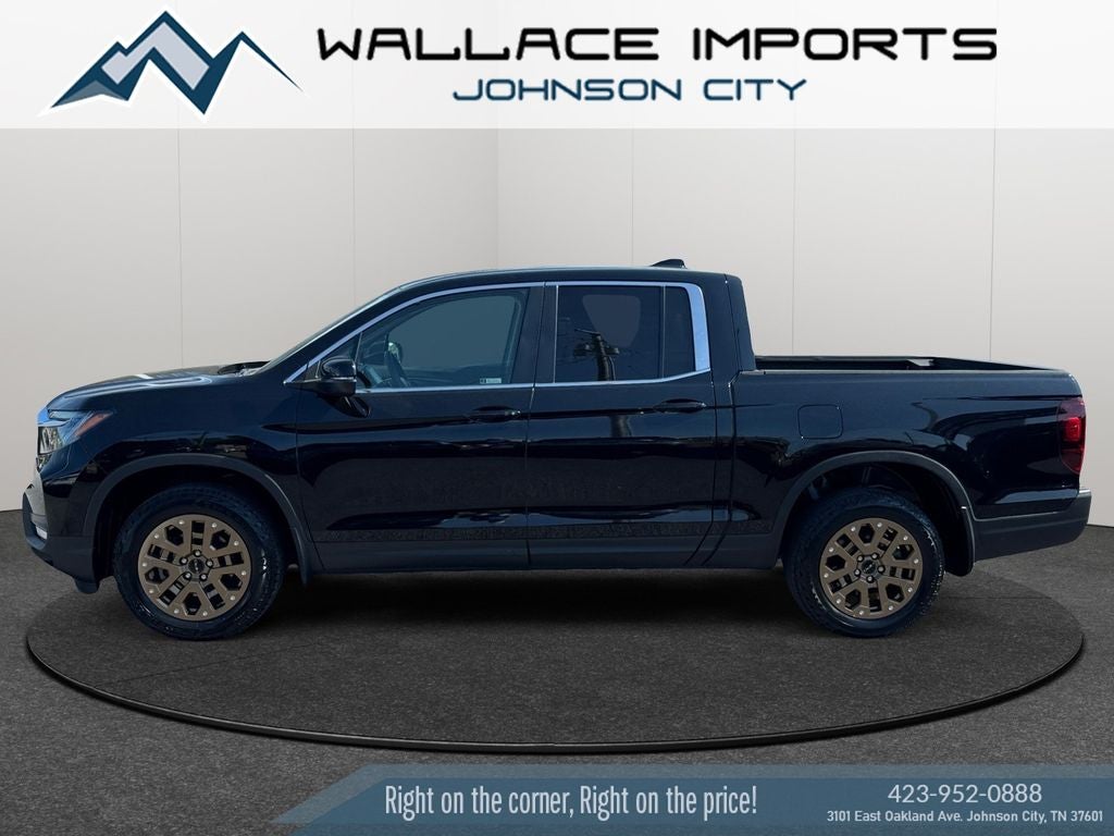 2023 Honda Ridgeline RTL in Black — front three-quarter view