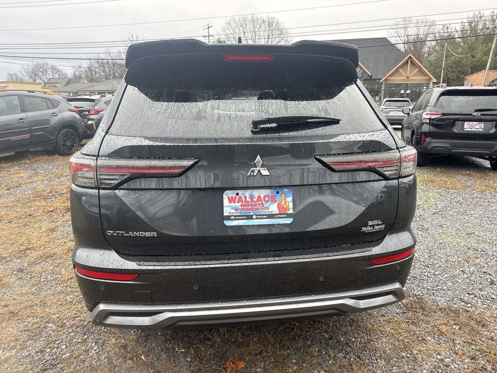 2026 Mitsubishi Outlander — detail view